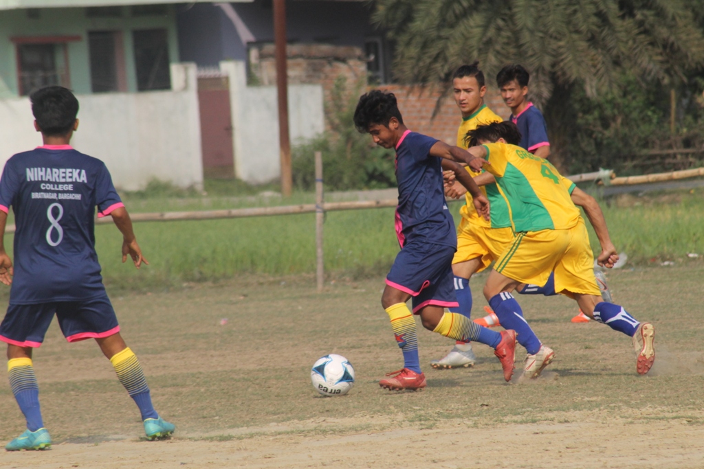 विराटनगरमा अन्तर कलेज फुटबल शुरु