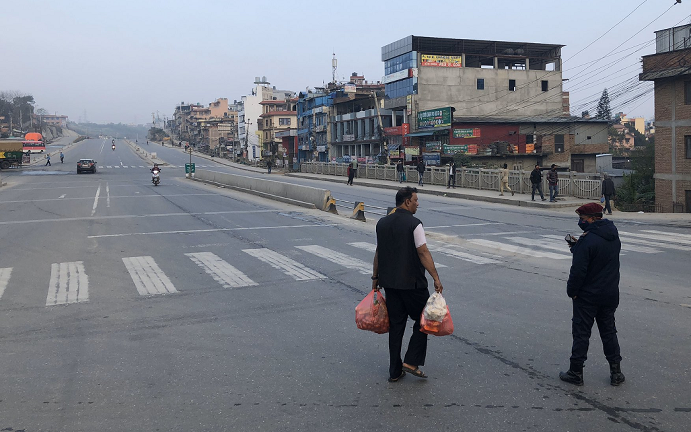 भोलिबाट काठमाण्डौको निषेधाज्ञा खुकुलो हुँदै