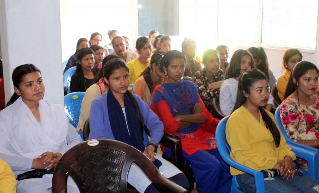 महिलालाई कम्प्युटर तालिम