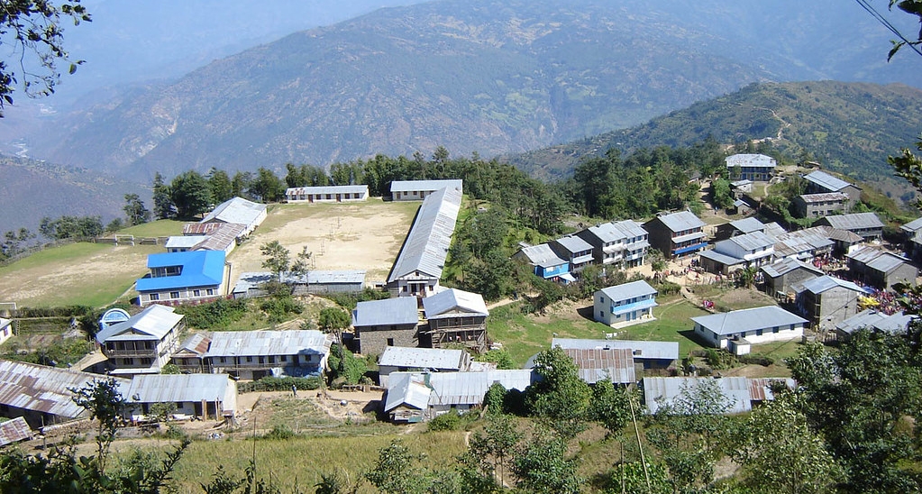 हतुवागढीमा सिल, संक्रमितलाई विराटनगर पठाइयो