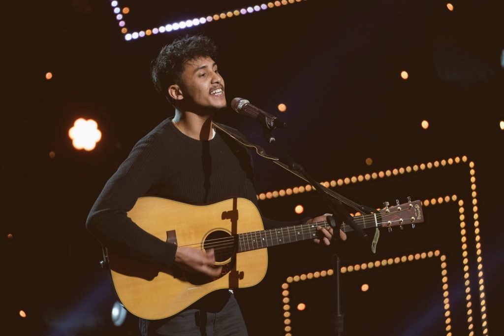 दिवेश पोखरेल बने अमेरिकन आइडलको उपबिजेता