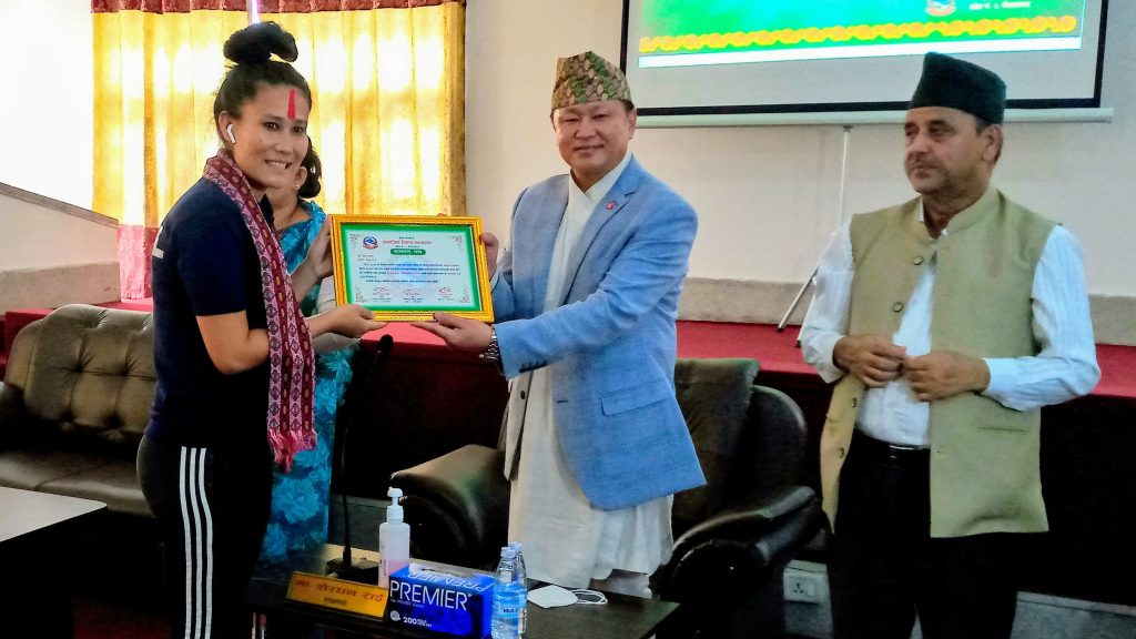 ८८ जना साग विजेता खेलाडीहरुलाई सम्मान