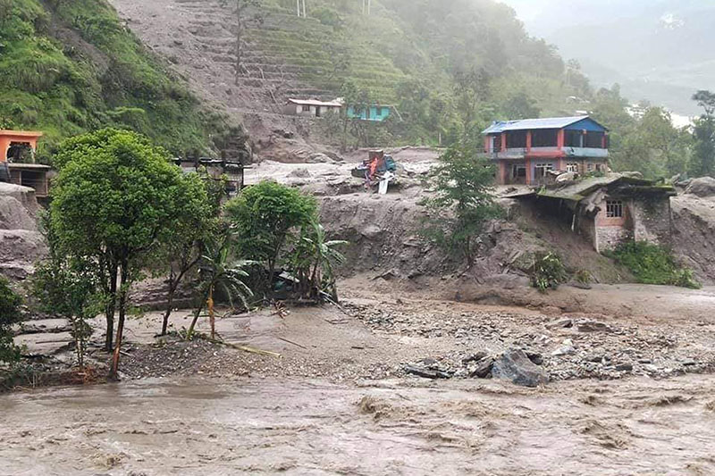 प्रदेश १ मा बिहानैदेखि वर्षा, बाढी र पहिरोको सम्भावना