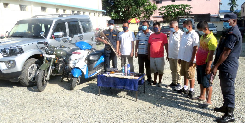 अढाई लाख नगदसहित ६ जुवाडे पक्राउ