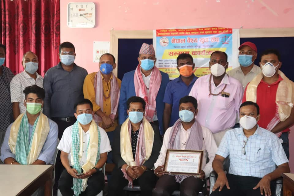 महामारीमा अग्रपक्तिमा खटिनेलाई सम्मान