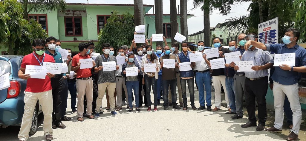 कुटपिट गर्ने प्रहरीलाई कारवाहीको माग