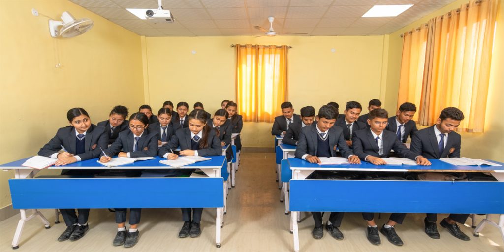 विद्यालयमा ‘सम्पर्क कक्षा’ संचालन गराउन विराटनगर महानगरलाई सुझाव