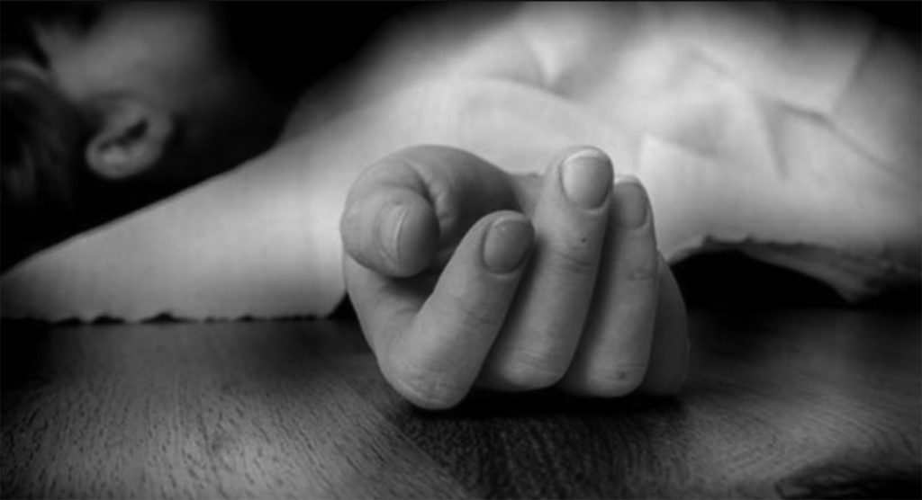 झापामा एकैघरमा तीन जना मृत भेटिए