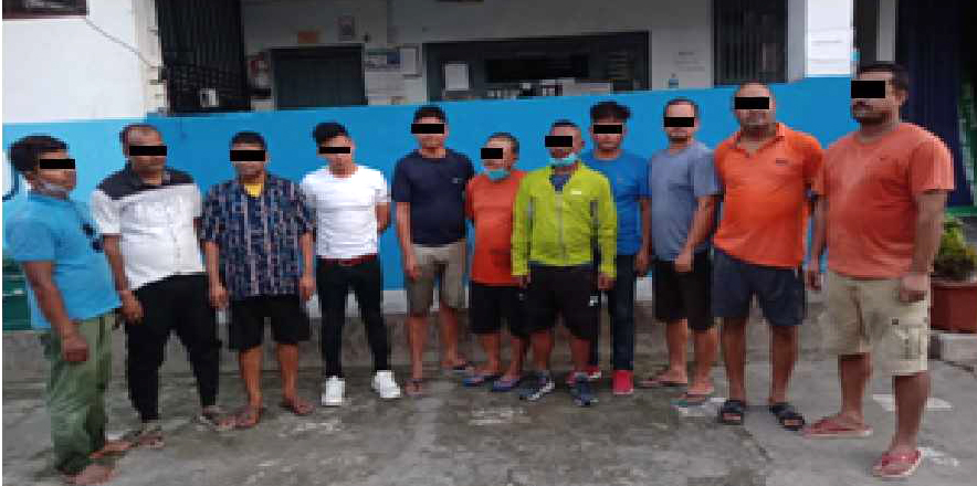 झापाबाट ११ जना जुवाडे पक्राउ