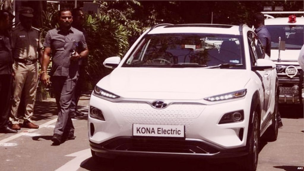 परियोजनाको नाममा गैरकानुनी रुपमा चलाइँदै भारतीय गाडी,