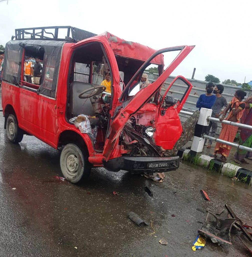 बराहक्षेत्रमा कार दुर्घटना हुँदा चालकको मृत्यु