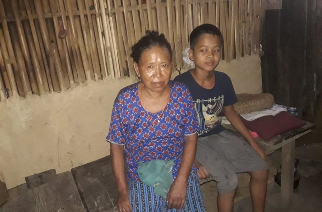 दुई छोरा वेपत्ता भएपछि दुःखको पहाड थाम्दै ६५ वर्षीय वृद्धा