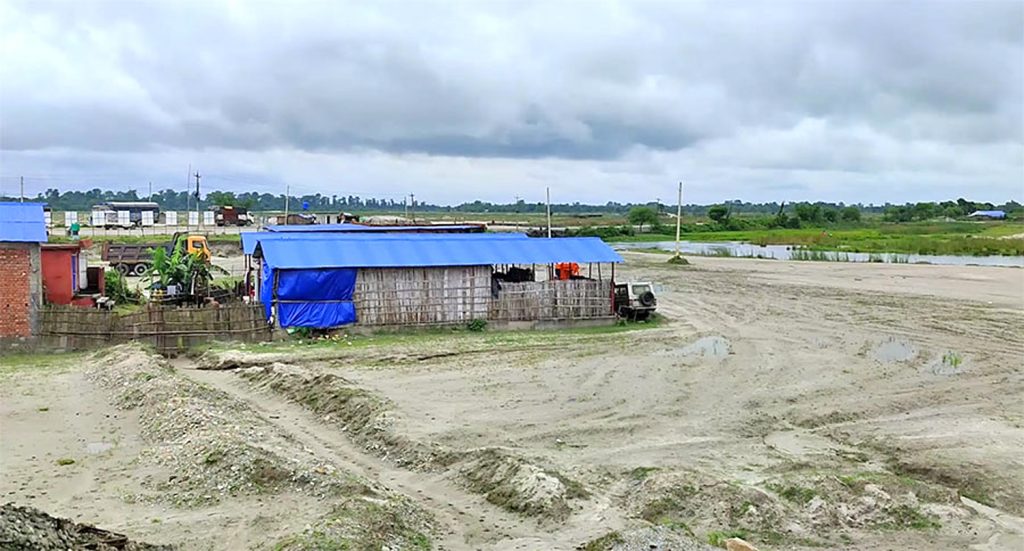 प्रदेश गौरबको योजना : कोसी रिफ्रेसमेन्ट सेन्टर अलपत्र