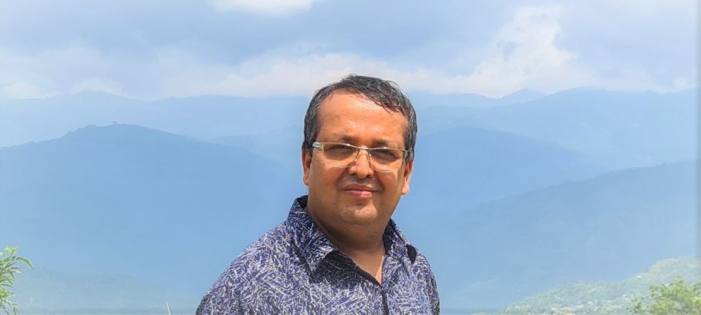 मोरङ र संखुवासभाको प्रमुख जिल्ला अधिकारीको काज सरुवा