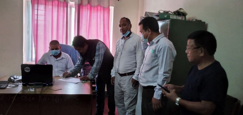 एमाले अध्यक्ष ओलीको गृह जिल्लाका ७ जनाले रोजे समाजवादी