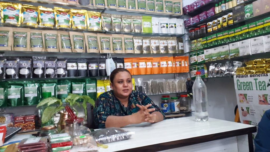 शान्तिको अग्र्यानिक कृषि मार्ट : चार लाख पुँजी एक वर्षमै बढेर ४० लाख !