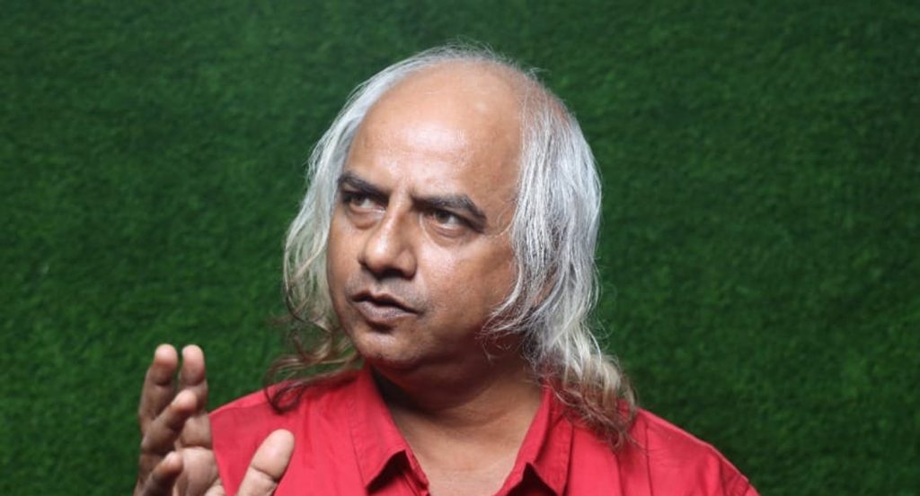 सर्ट कमेन्ट : विद्वान र चस्मा