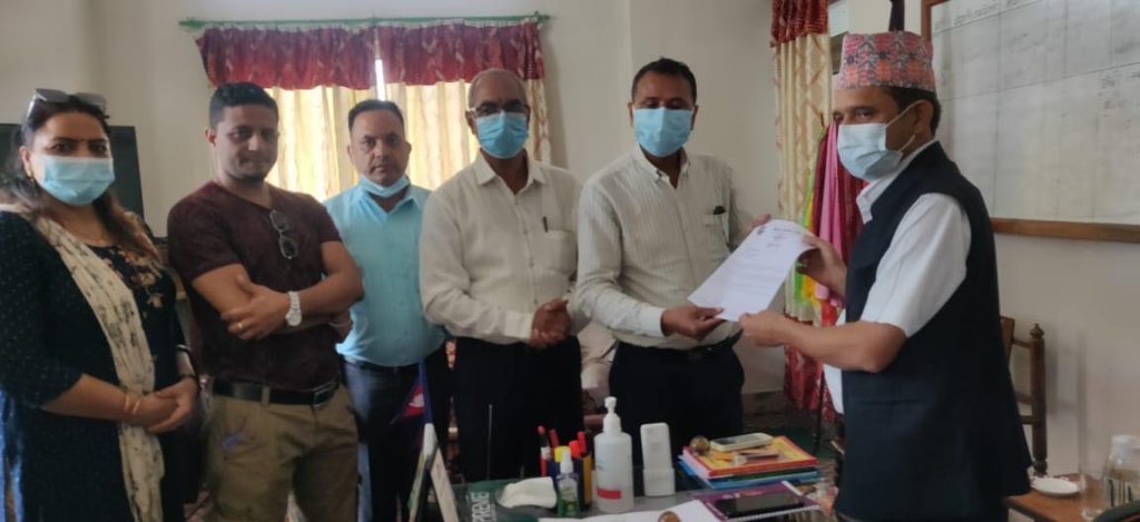 व्याजदर वृद्धि नगर्न विराट व्यापार संघको माग