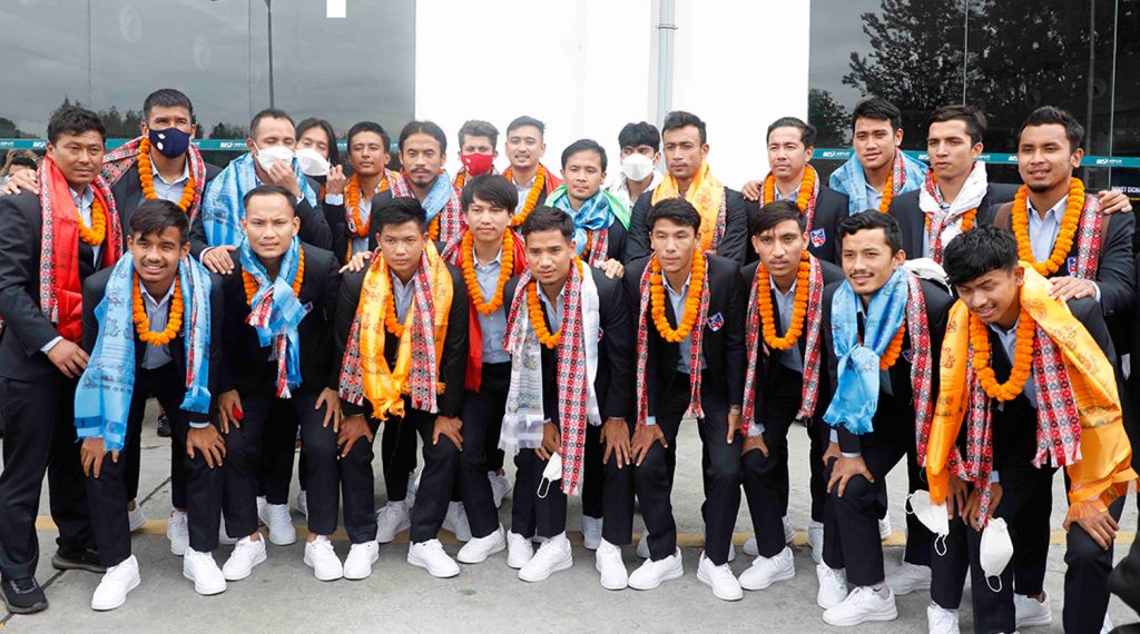 साफ उपविजेता फुटबल खेलाडीलाई सरकारले जनही ५ लाख रुपैयाँ दिने