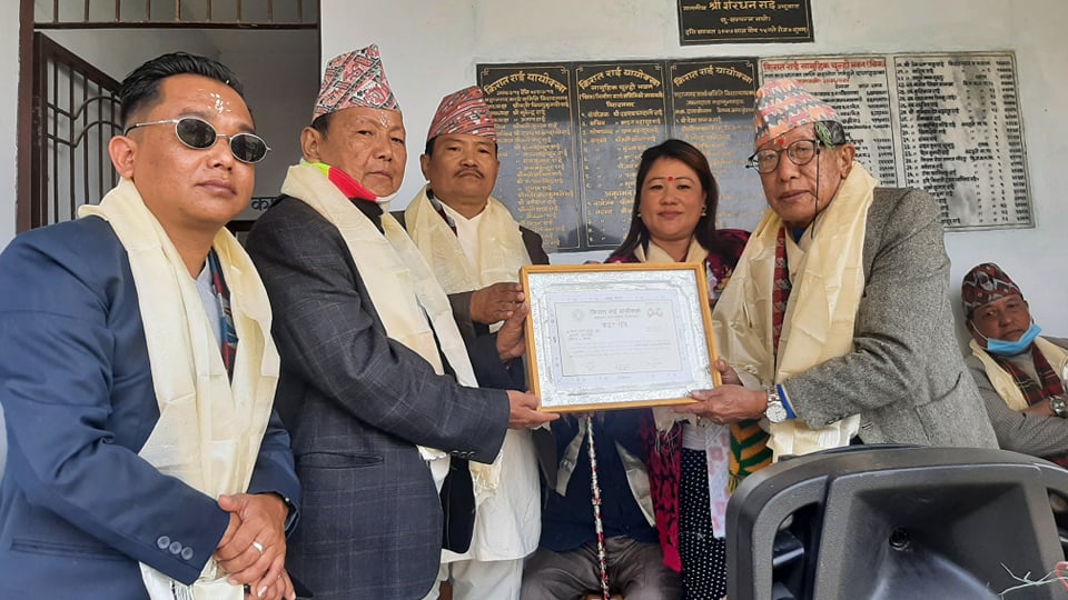 भवन निर्माणमा सहयोग गर्नेलाई सम्मान