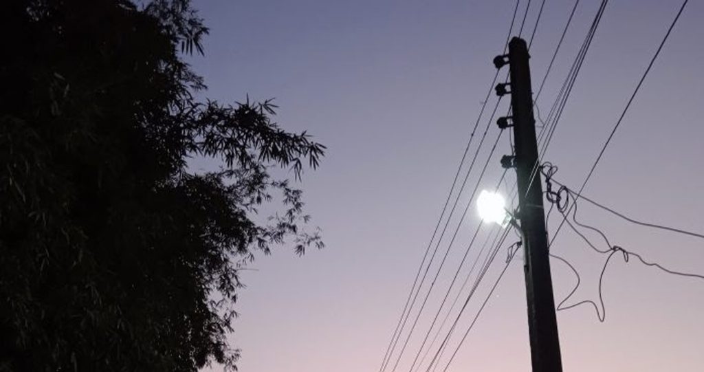 झोराहाटको ३२ वटा पोलमा बत्ती जडान