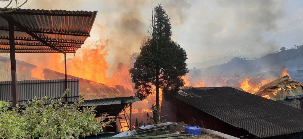 भोजपुरको टक्सारमा आगलागी, ६ घर जले