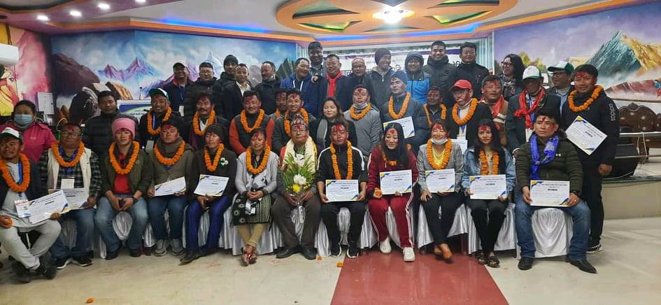 फोनिज प्रेदेश १ को अध्यक्षमा  सन्तवीर लामा