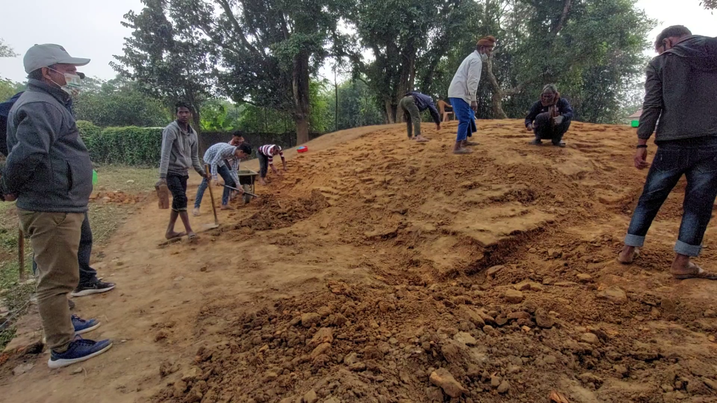 विराट राजाका दरबारमा भेटियो २४ सय वर्ष अगाडिको मन्दिर !