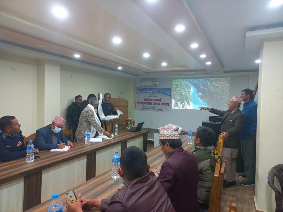 माथिल्लो अरुण जलविद्युत आयोजनाका बारेमा सरोकारवाला निकायसँग छलफल