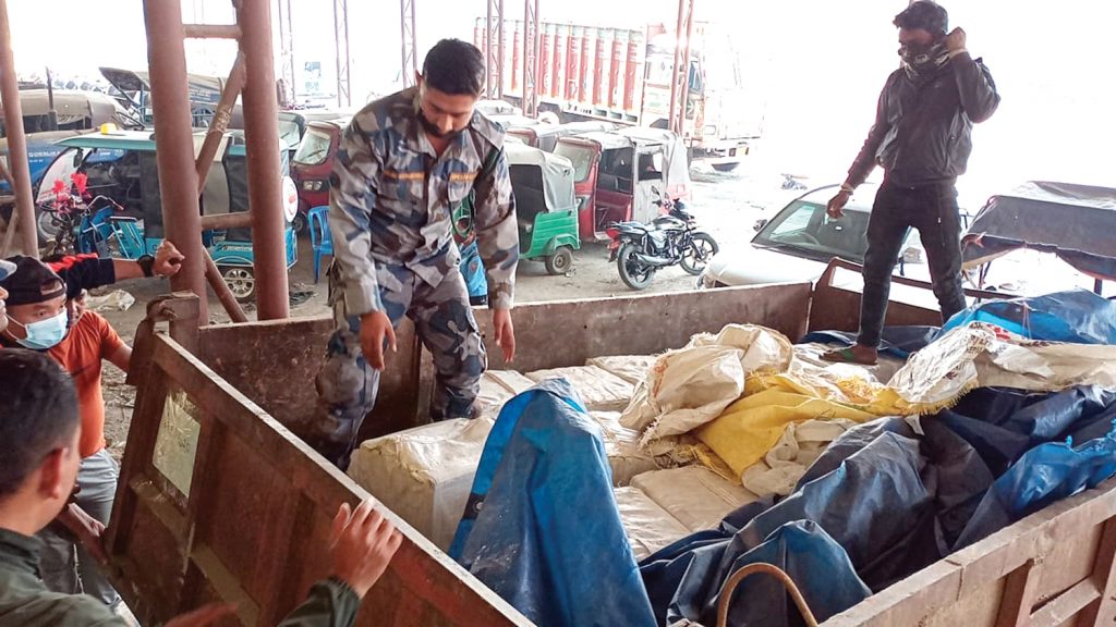 निर्यात अनुमति भएकै वस्तुको पनि तस्करी