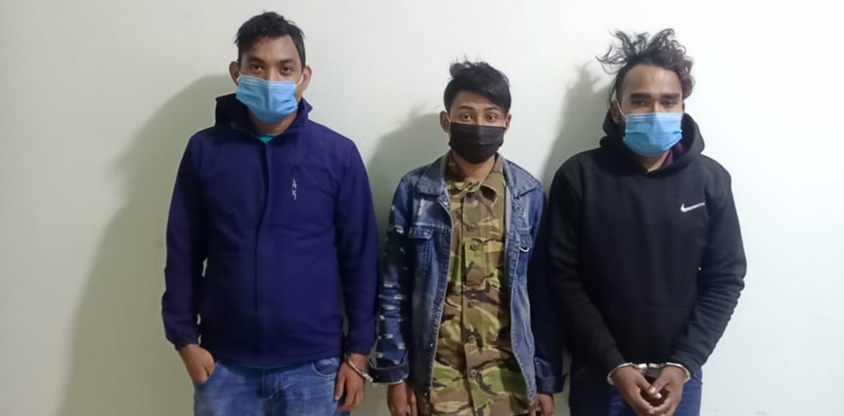 सामूहिक बलात्कार प्रकरण, तीन जना अभियुक्त पुर्पक्षको लागि थुनामा