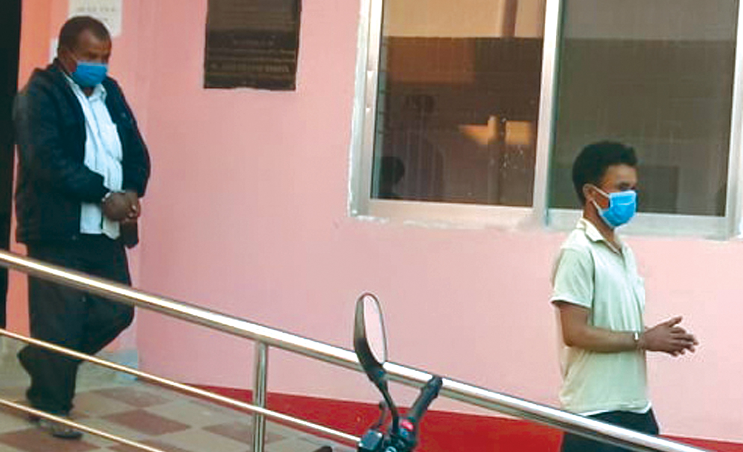 सहकारी घोटाला आरोपमा दुई कर्मचारी पक्राउ