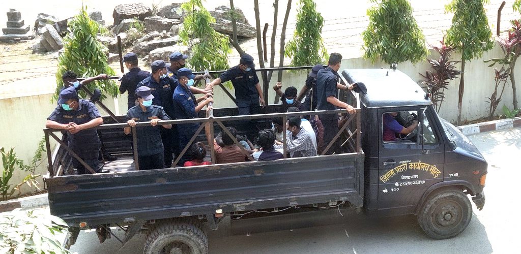 महिला प्रहरीको हत्या आरोपमा २० पक्राउ