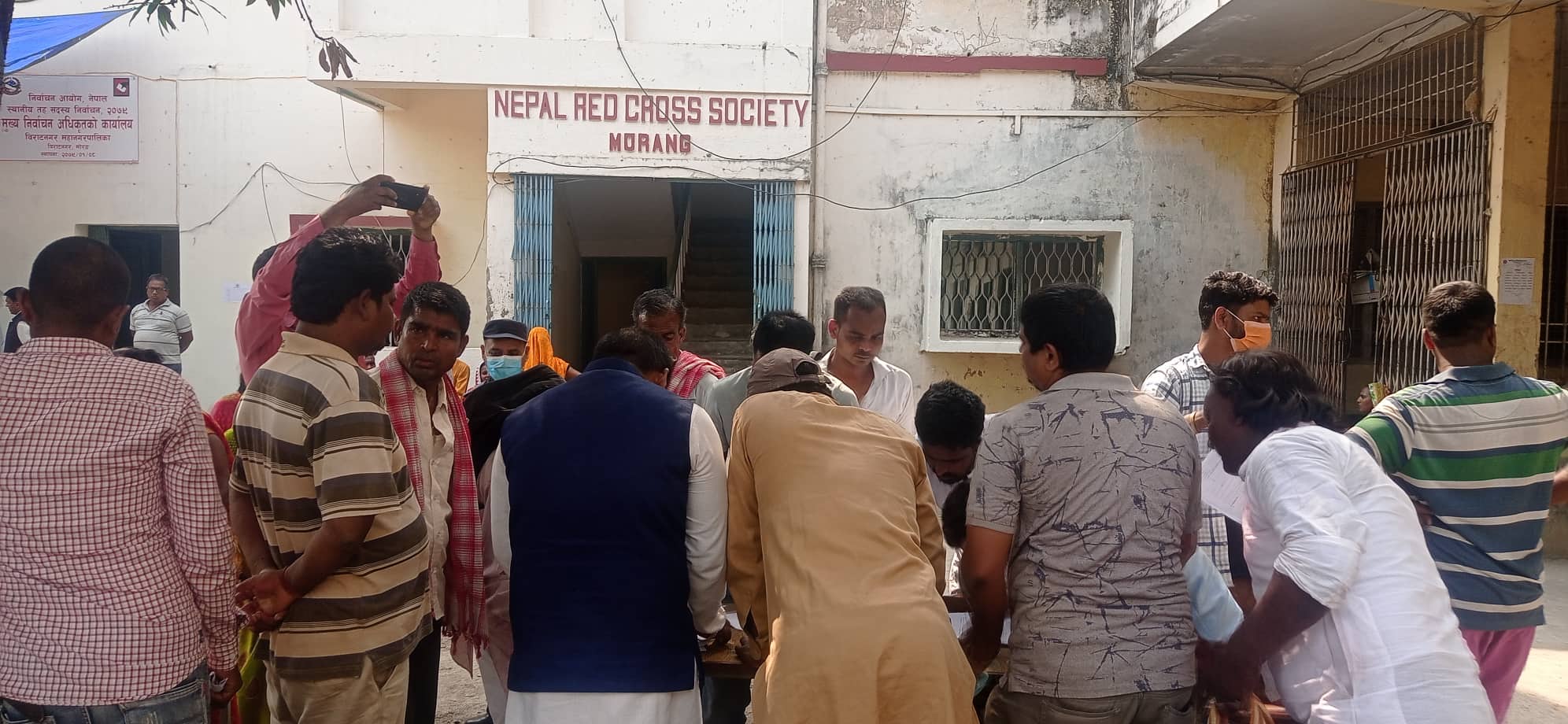 विराटनगरमा ३ जनाले प्रमुख र १८ जनाले वडाध्यक्षमा दिए उम्मेद्वारी