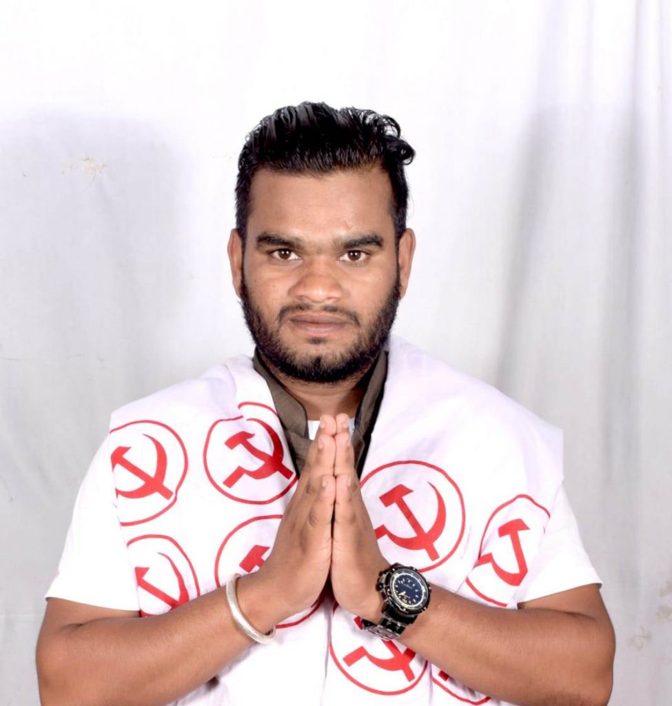 कटहरीका सबैभन्दा कान्छो उम्मेदवार विनोद, भन्छन्, ‘जनताको सेवक बनेर काम गर्छु’