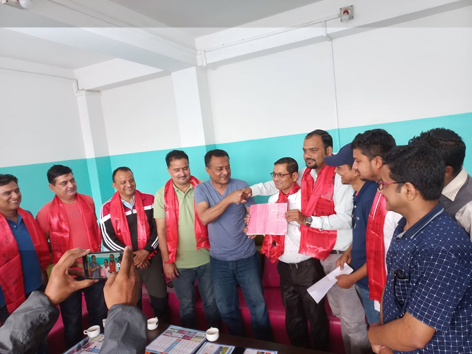 काँग्रेस नेता प्रसाईद्वारा प्रेस युनियन सुनसरीलाई जग्गा प्रदान