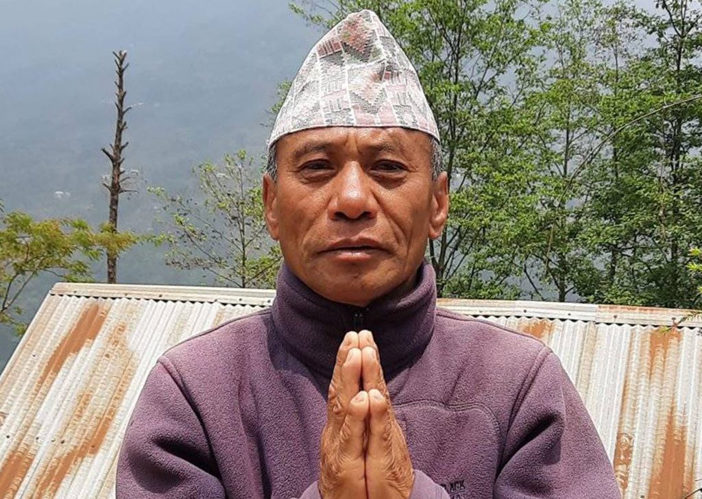 प्रधानपञ्च, दुई पटक गाविस अध्यक्ष हुँदै दोस्रो पटक वडाध्यक्ष बनेका गुरुङ