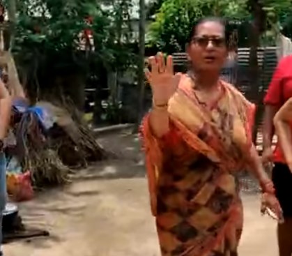 एमाले उम्मेदवार अधिकारी दमकको सुकुमबासी बस्ती पुगेपछि आक्रोश
