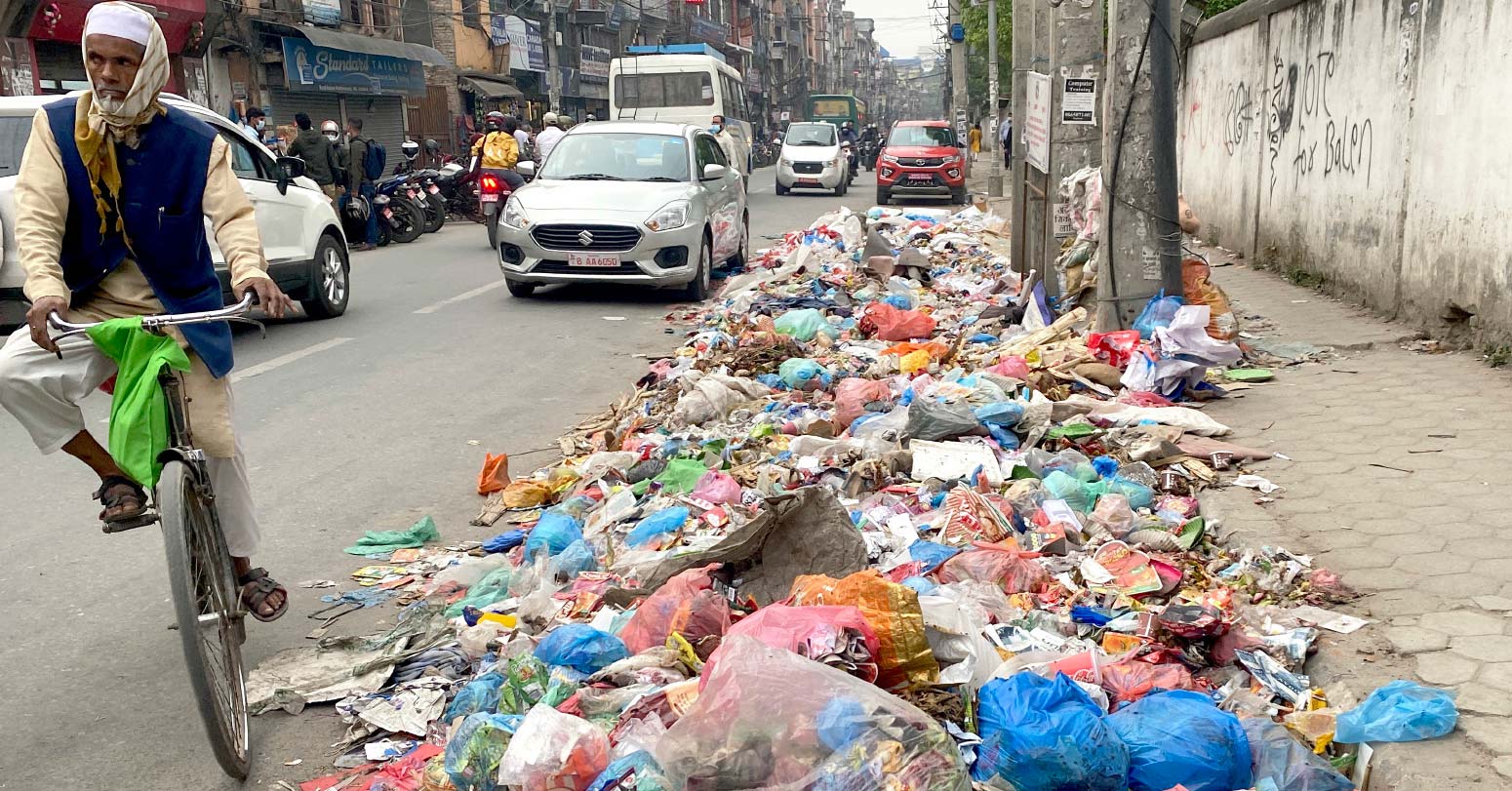 सुरक्षा निकायको सहायता लिएर आजदेखी उपत्यकाको फोहोर उठाइने