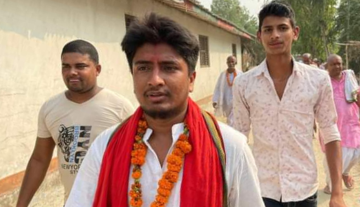 काकालाई पराजित गर्दै २२ वर्षमा गाउँपालिका अध्यक्ष बनेका माओवादी युवा