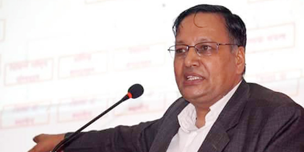 कक्षा ११ र १२ को पाठ्यपुस्तक  साझा प्रकाशनलाई छाप्न दिएका छौँ  : शिक्षामन्त्री पौडेल