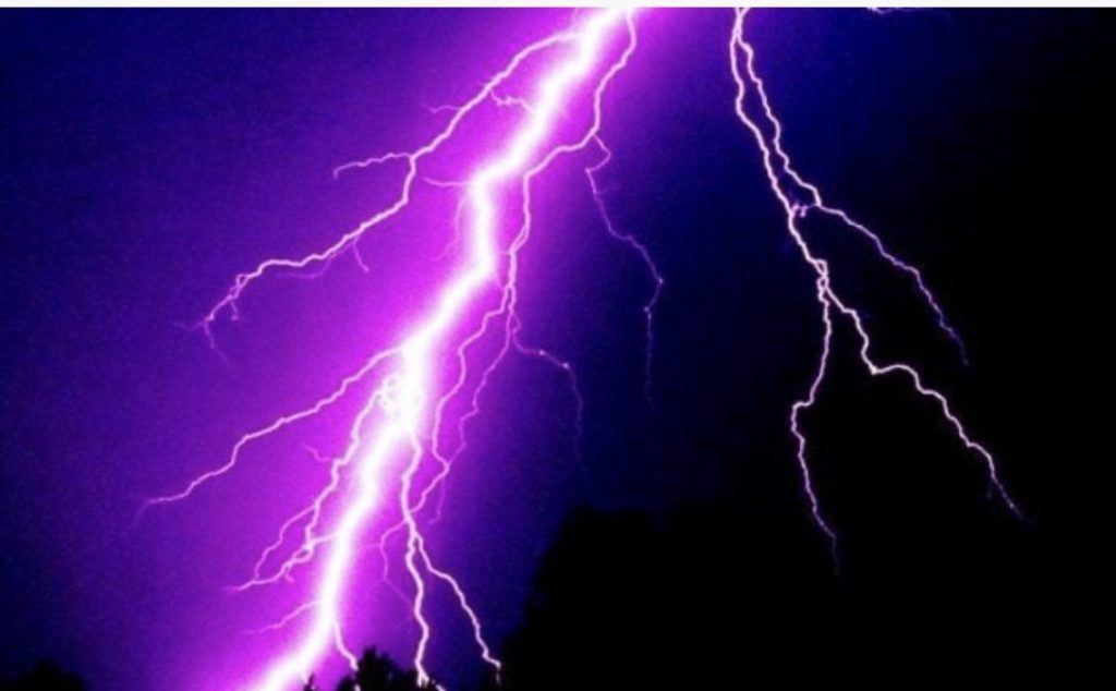 सप्तरीमा चट्याङ लागेर दुई जनाको मृत्यु