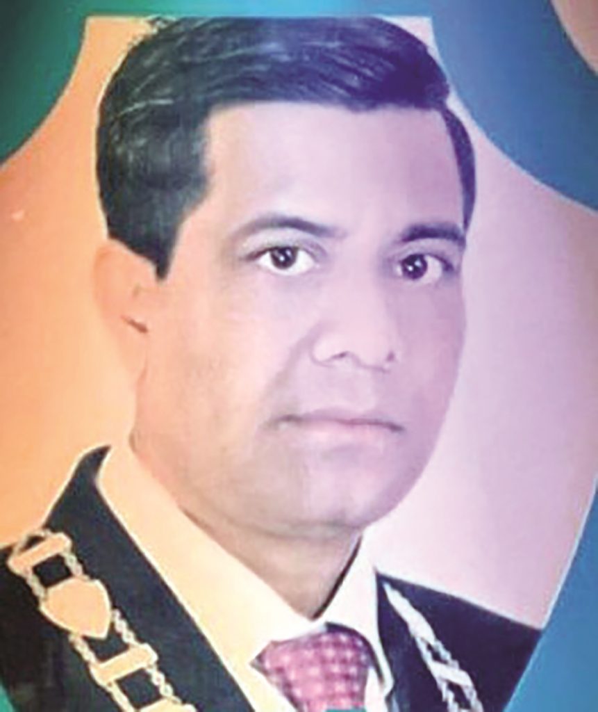 करोडौं रकम नतिरी ओली फरार