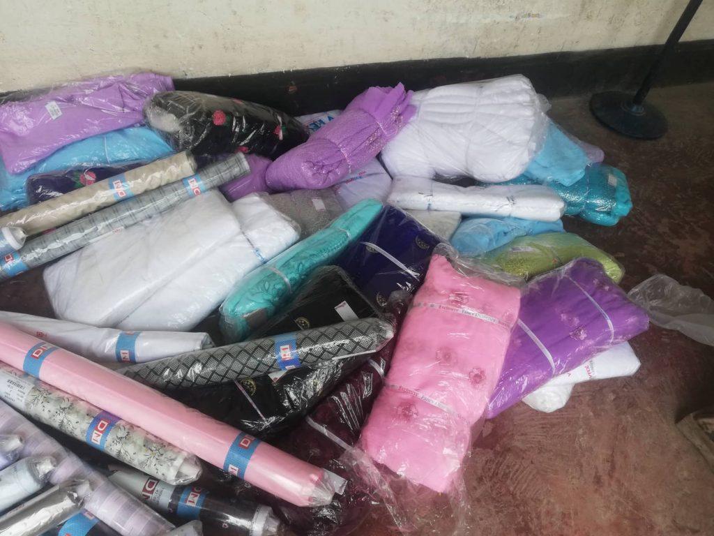 सात लाख रुपैयाँ बराबरको अवैध सामान बरामद