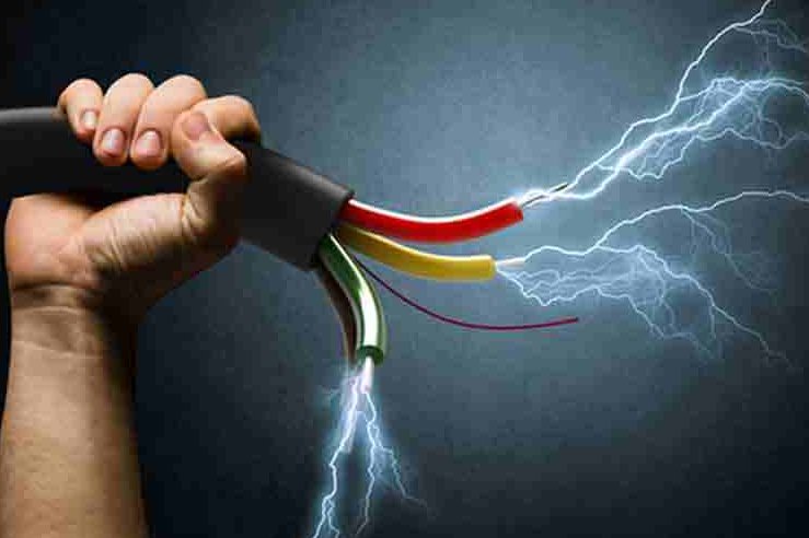 करेन्ट लागेर वरुण हाइड्रोपावरको प्लान अपरेटरको मृत्यु