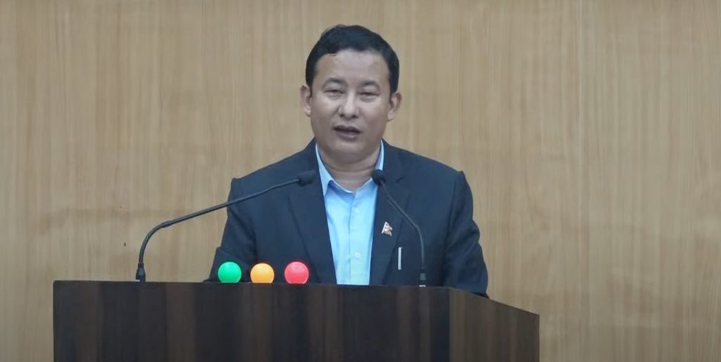 खर्च कटौती गर्दै राजश्वको दायरा बढाउनुपर्छ : आङ्बो