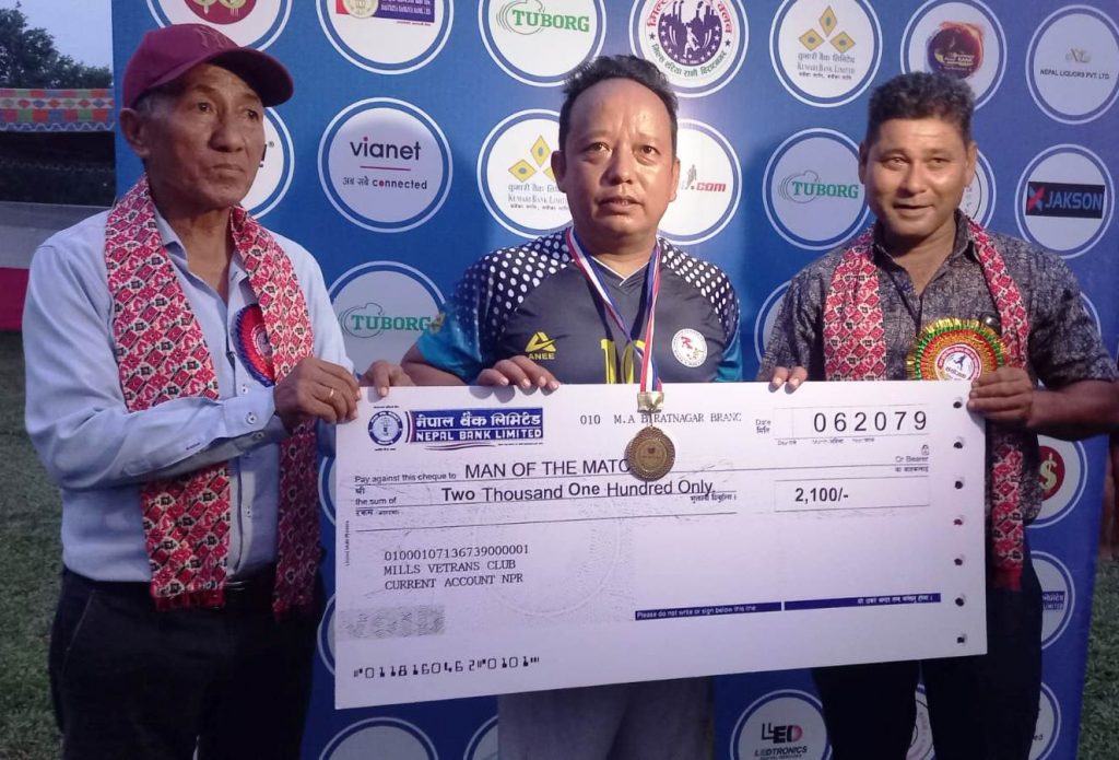 मिल्स भेट्रान्स गोल्ड कप प्रतियोगितामा धरानलाई पाँच गोल गर्दै दमक सेमिफाइनलमा प्रवेश