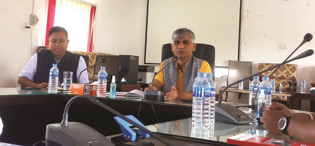 संविधान दिवसमा वृक्षारोपण