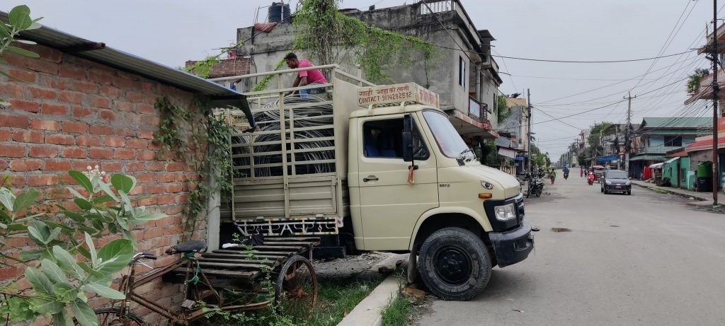 चोरीको एक गाडी तार विराटनगरबाट बरामद