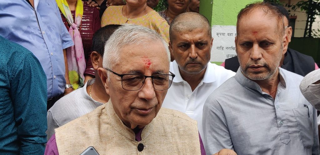 संविधानलाई ट्र्याकमा ल्याउन गठबन्धन : डा.शेखर